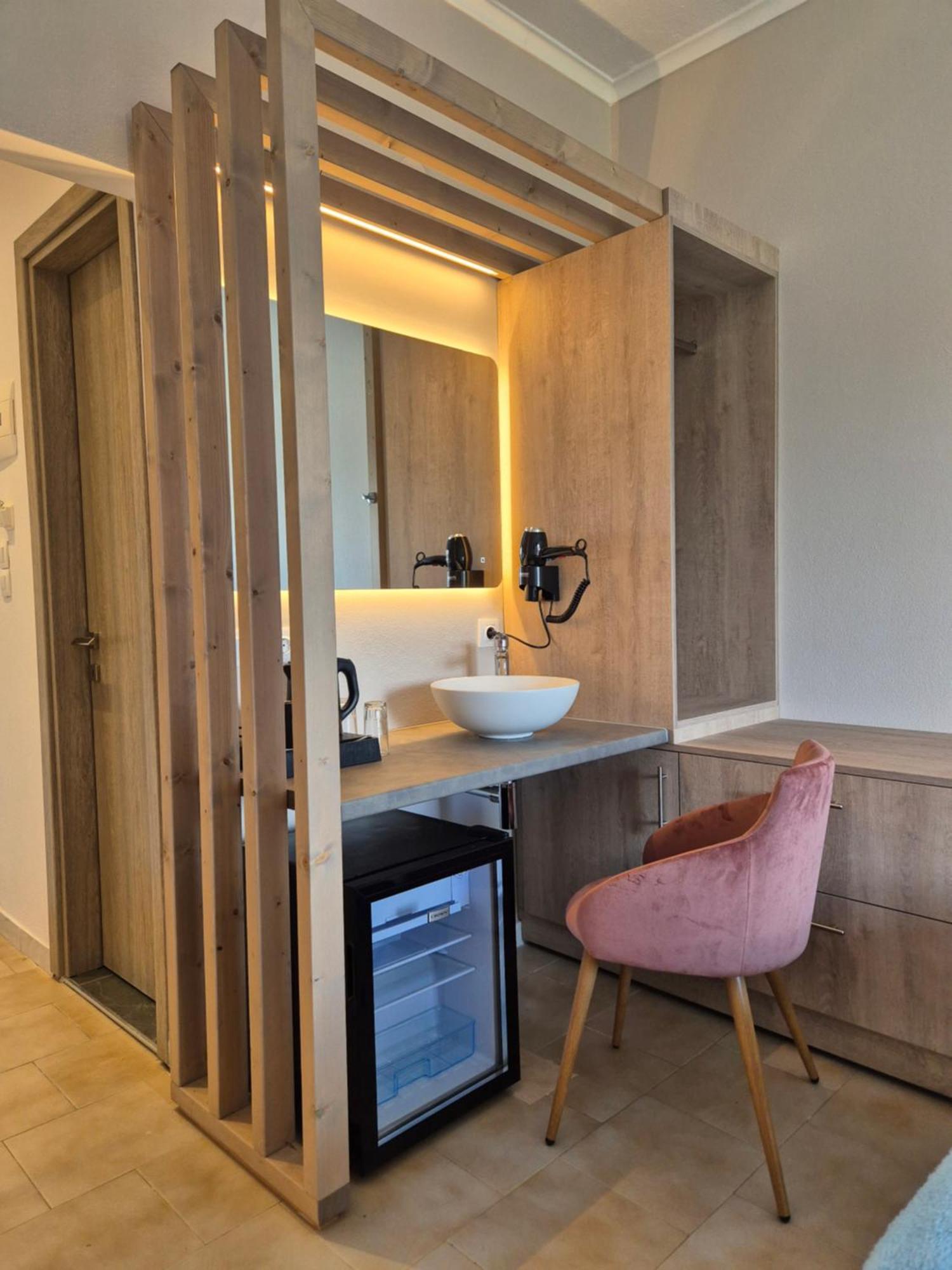 Morfeas Hotel Kávos Eksteriør bilde