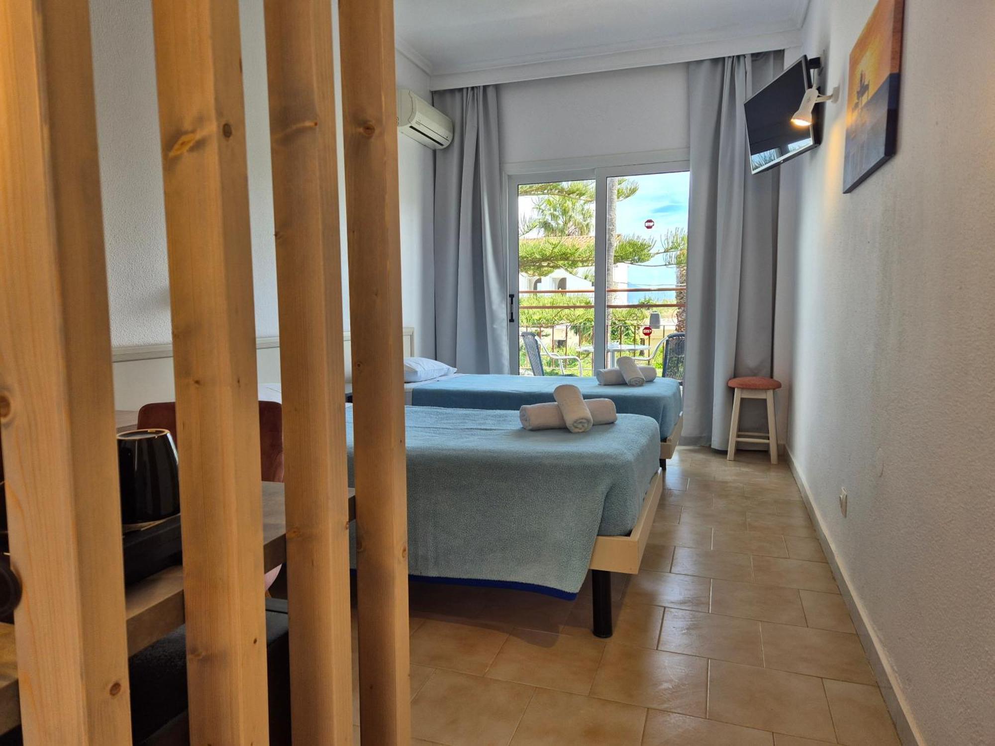 Morfeas Hotel Kávos Eksteriør bilde